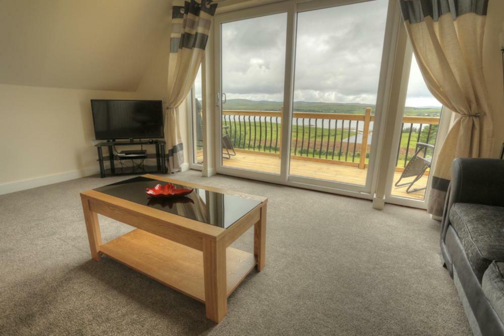 Lochview Chalet Eyre Extérieur photo